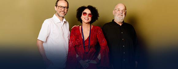 SÓ CAETANO – PAULA MORELENBAUM MORENO VELOSO JAQUES MORELENBAUM
